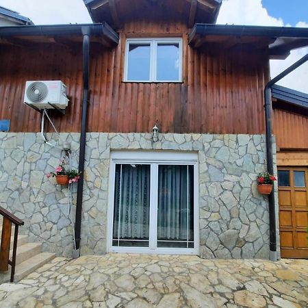 Filip Hotel Korenica Kültér fotó