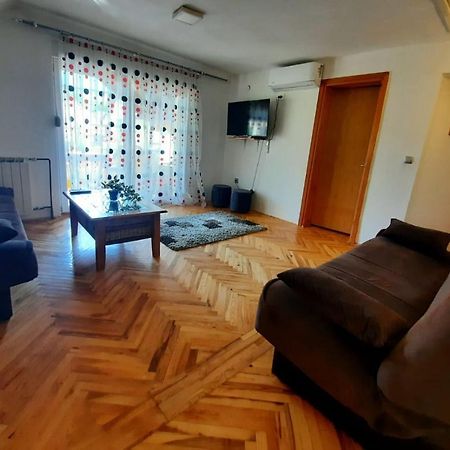 Filip Hotel Korenica Kültér fotó