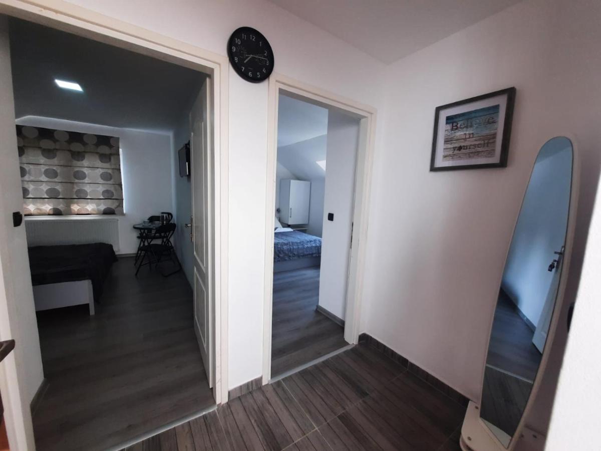 Filip Hotel Korenica Kültér fotó