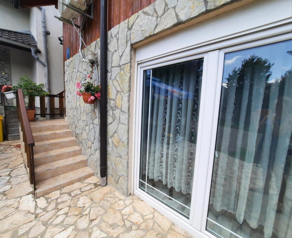 Filip Hotel Korenica Kültér fotó