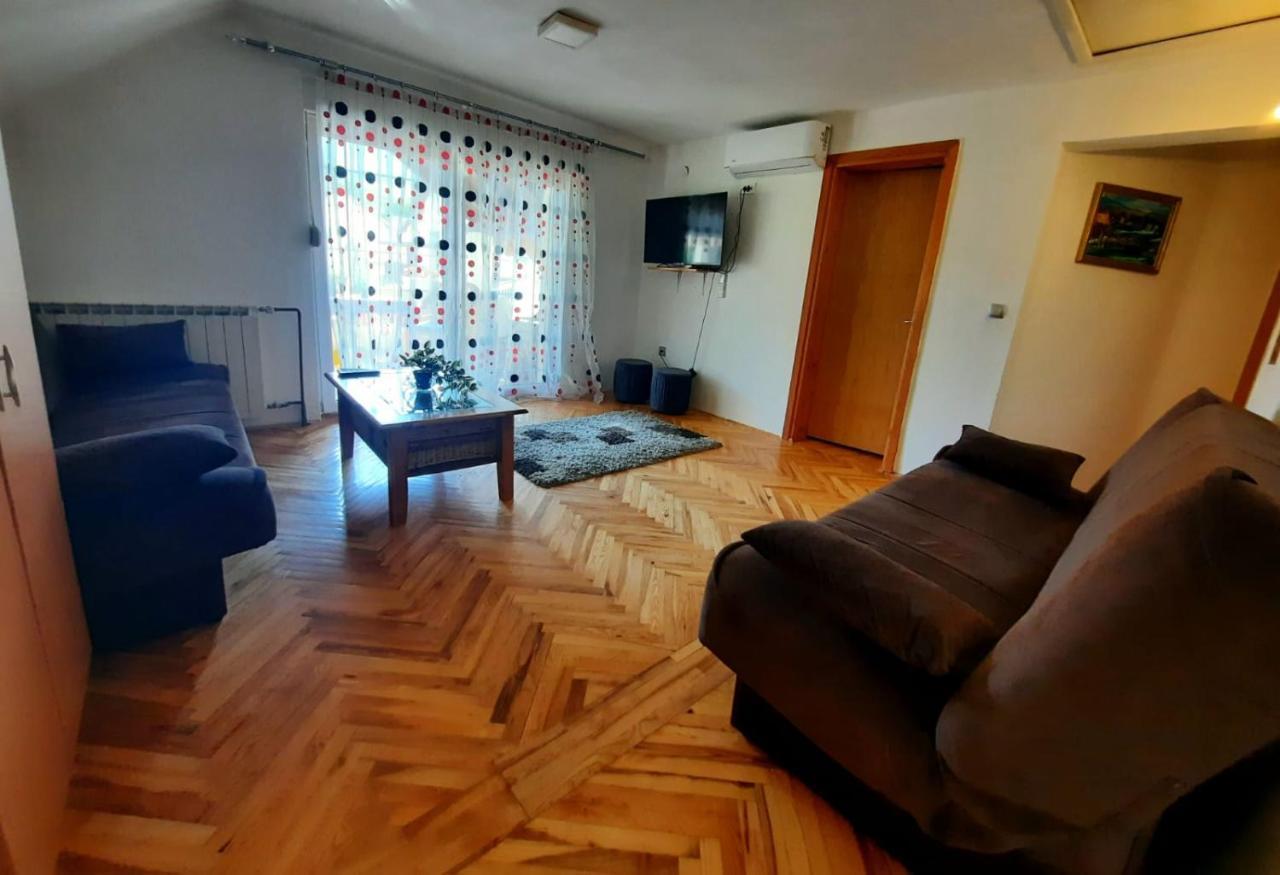 Filip Hotel Korenica Kültér fotó