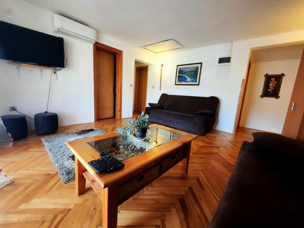 Filip Hotel Korenica Kültér fotó